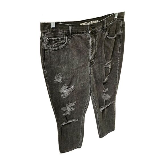 NWOT AMERICAN EAGLE Plus Size Black distressed Jeans. - Picture 3 of 15